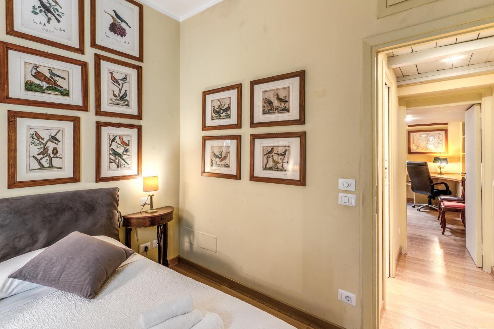 Exquisite Domus By Piazza Navona *